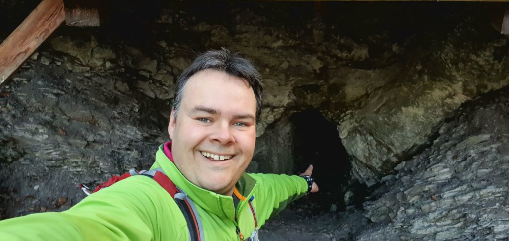 chopfwald grüsch erezloch